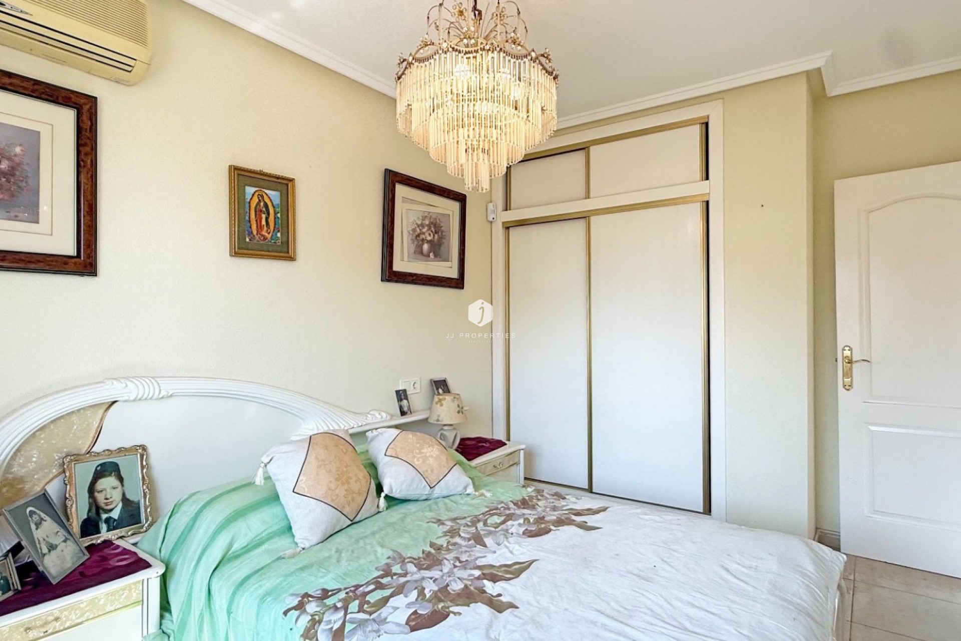 Segunda mano - Chalet -
Torrevieja - Costa Blanca