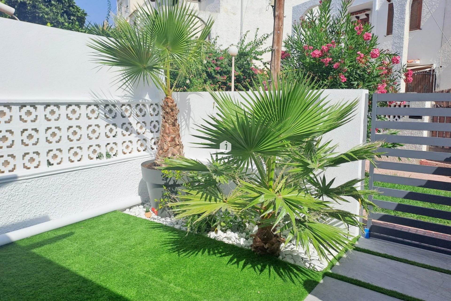 Segunda mano - Chalet -
Torrevieja - Costa Blanca