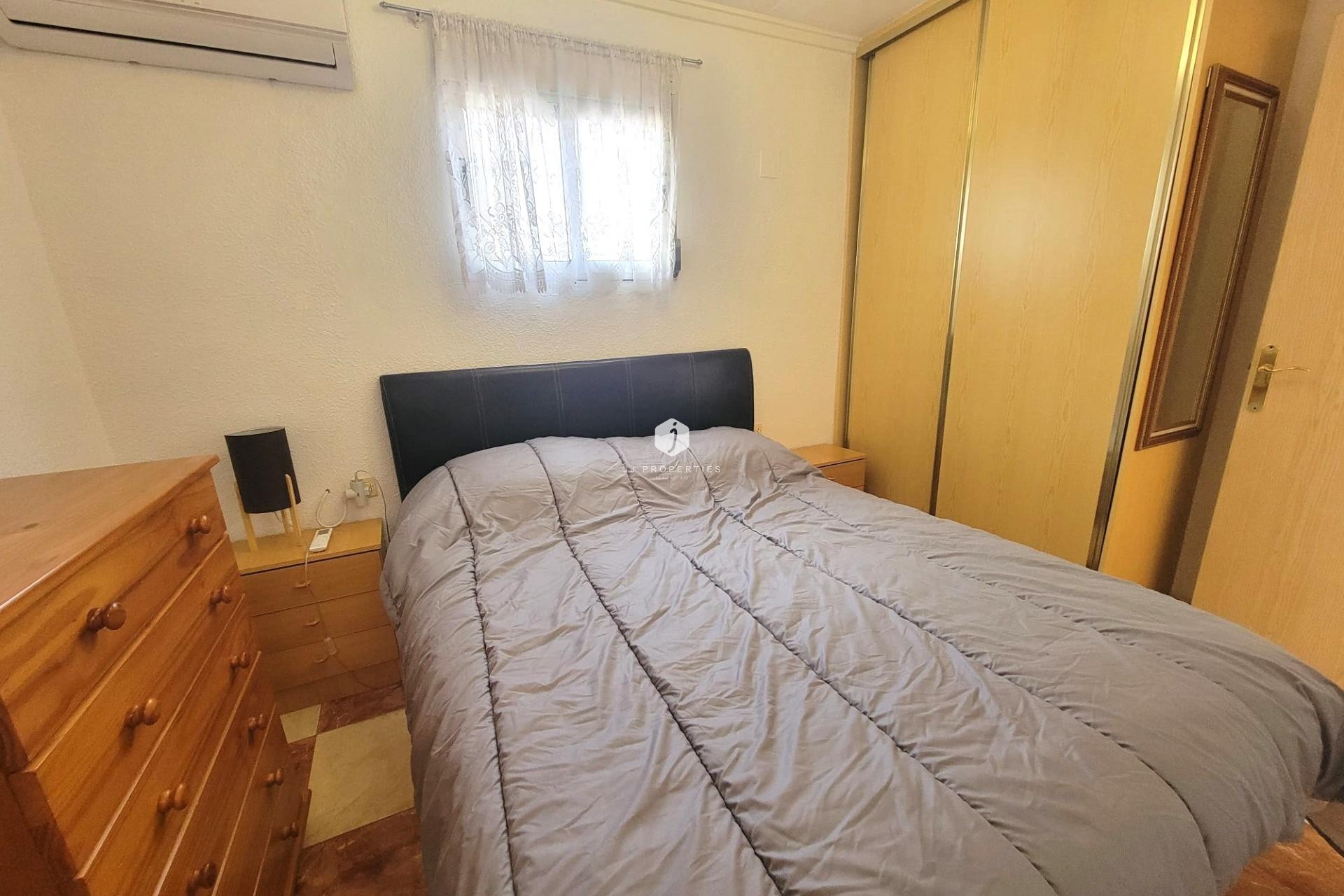 Segunda mano - Chalet -
Torrevieja - El chaparral