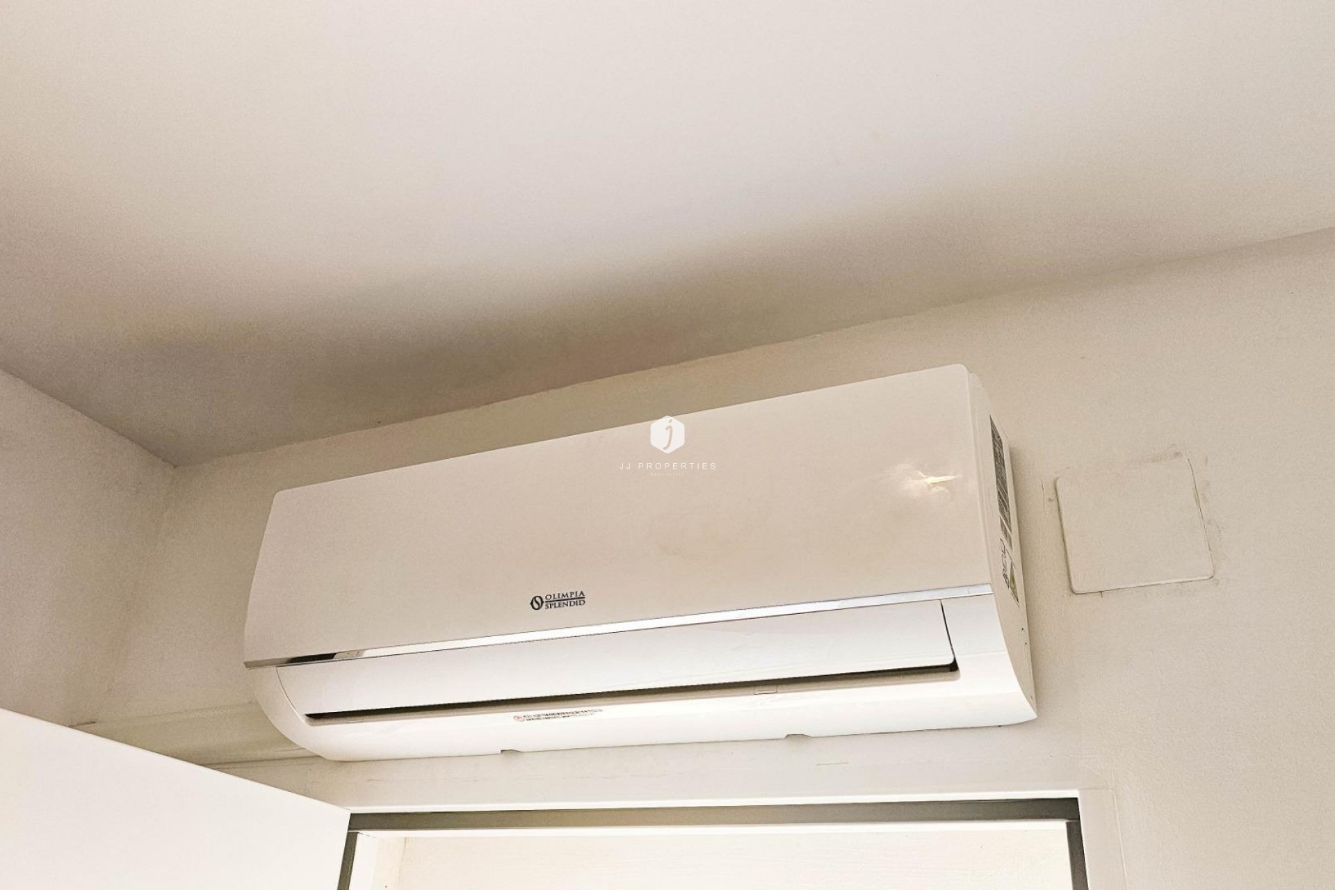 Segunda mano - Chalet -
Torrevieja - El Limonar