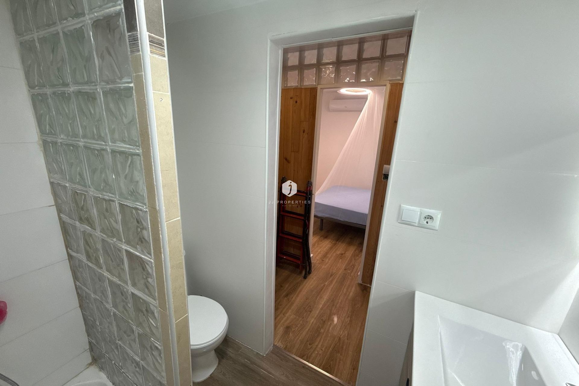 Segunda mano - Chalet -
Torrevieja - La Siesta - El Salado - Torreta