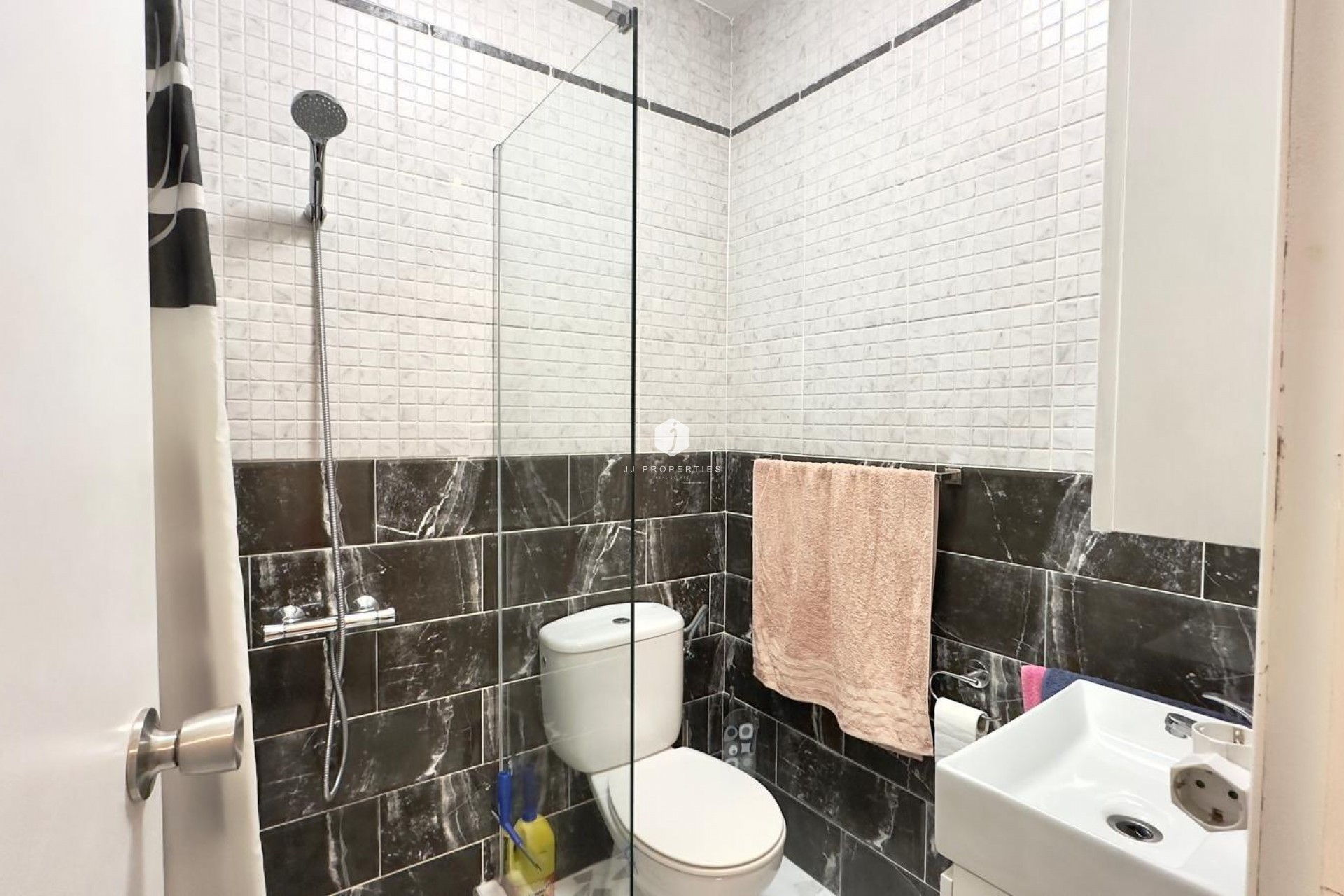 Segunda mano - Chalet -
Torrevieja - La Siesta - El Salado - Torreta