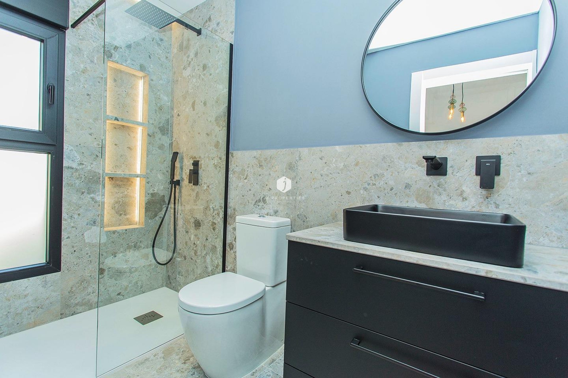 Segunda mano - Chalet -
Torrevieja - La siesta