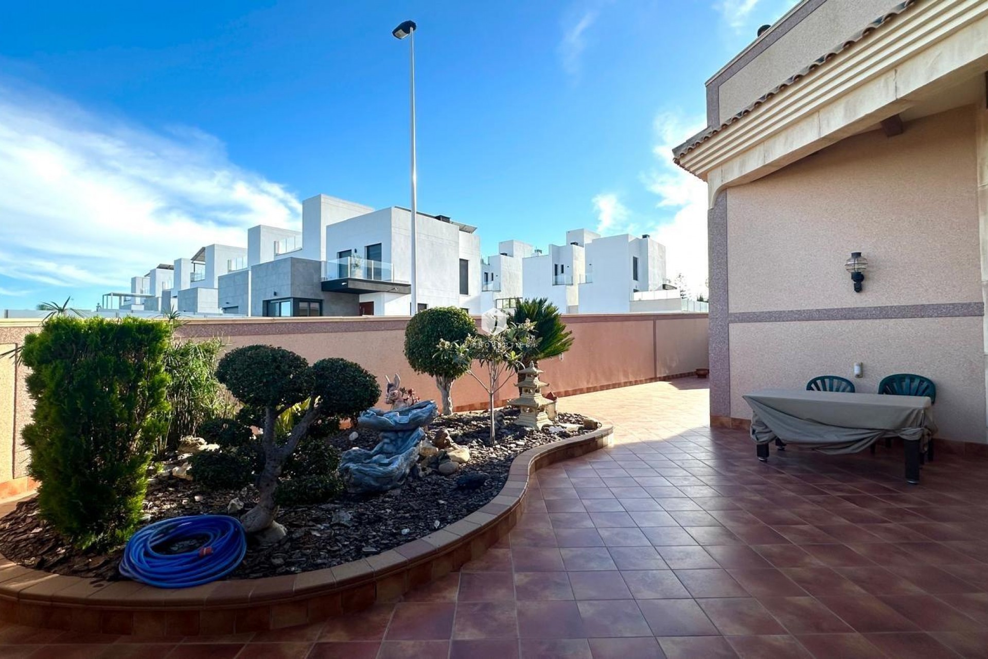 Segunda mano - Chalet -
Torrevieja - La siesta