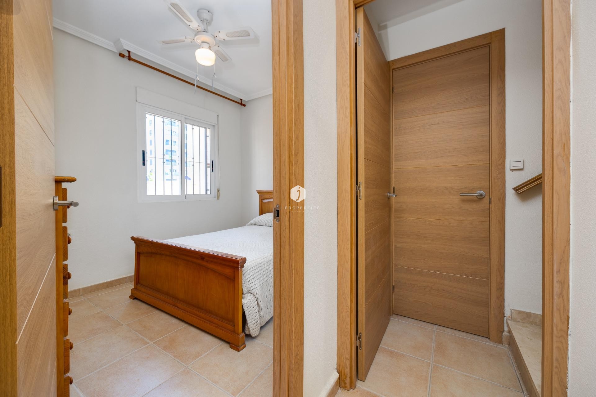 Segunda mano - Chalet -
Torrevieja - La veleta