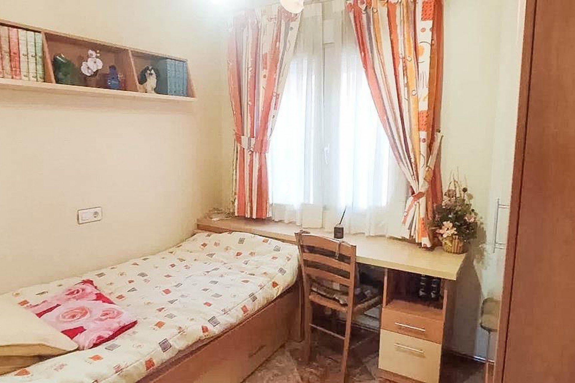 Segunda mano - Chalet -
Torrevieja - Los altos