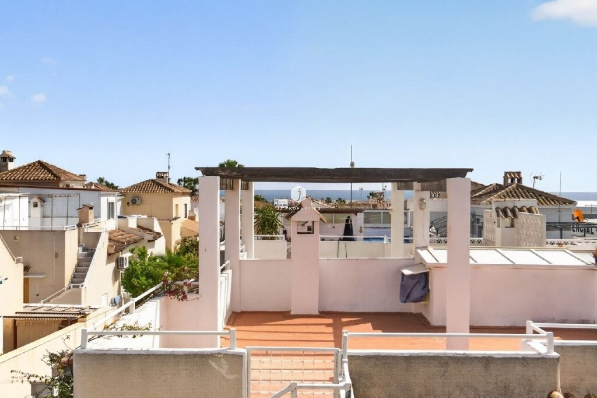 Segunda mano - Chalet -
Torrevieja - Los altos