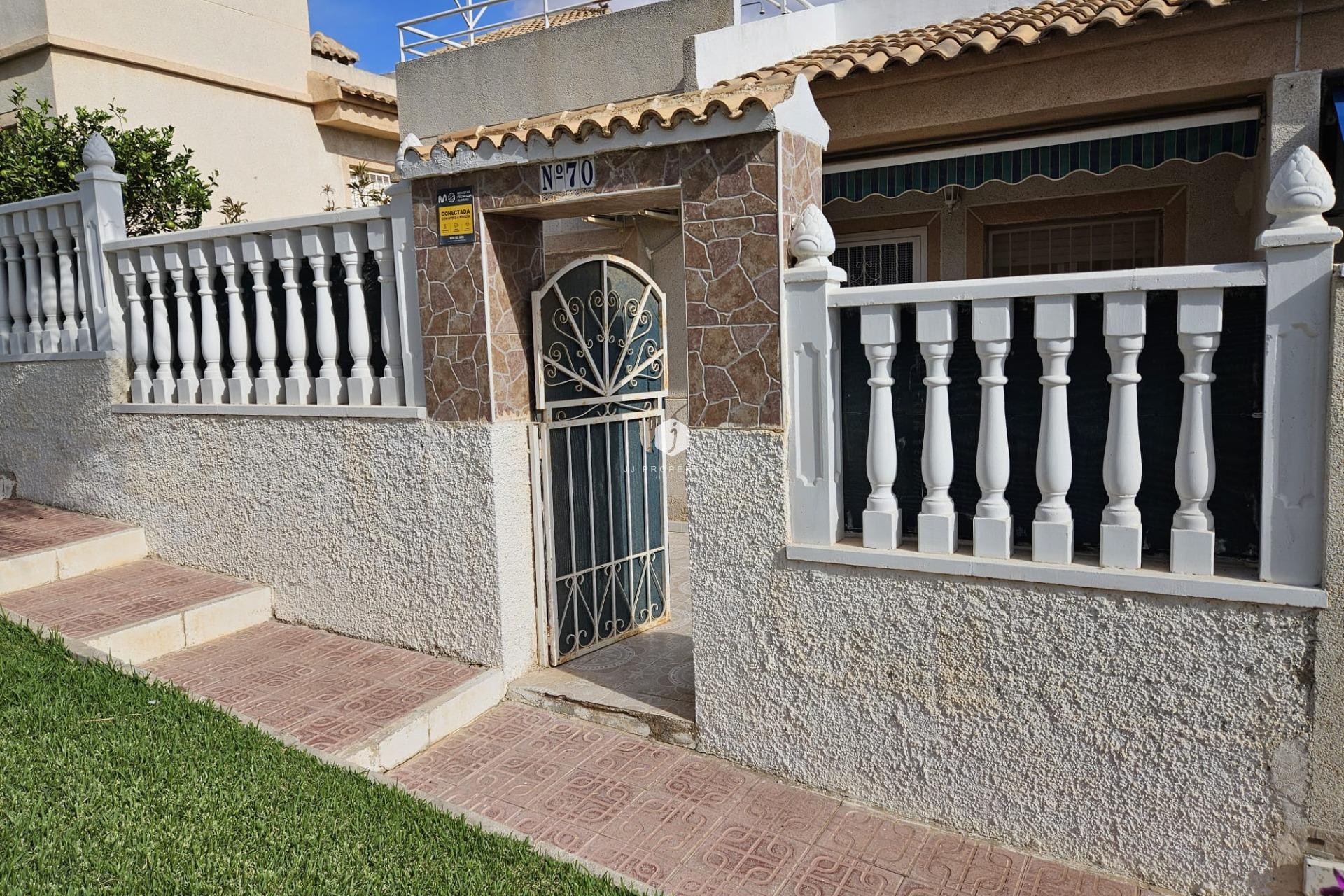 Segunda mano - Chalet -
Torrevieja - Los Balcones - Los Altos del Edén