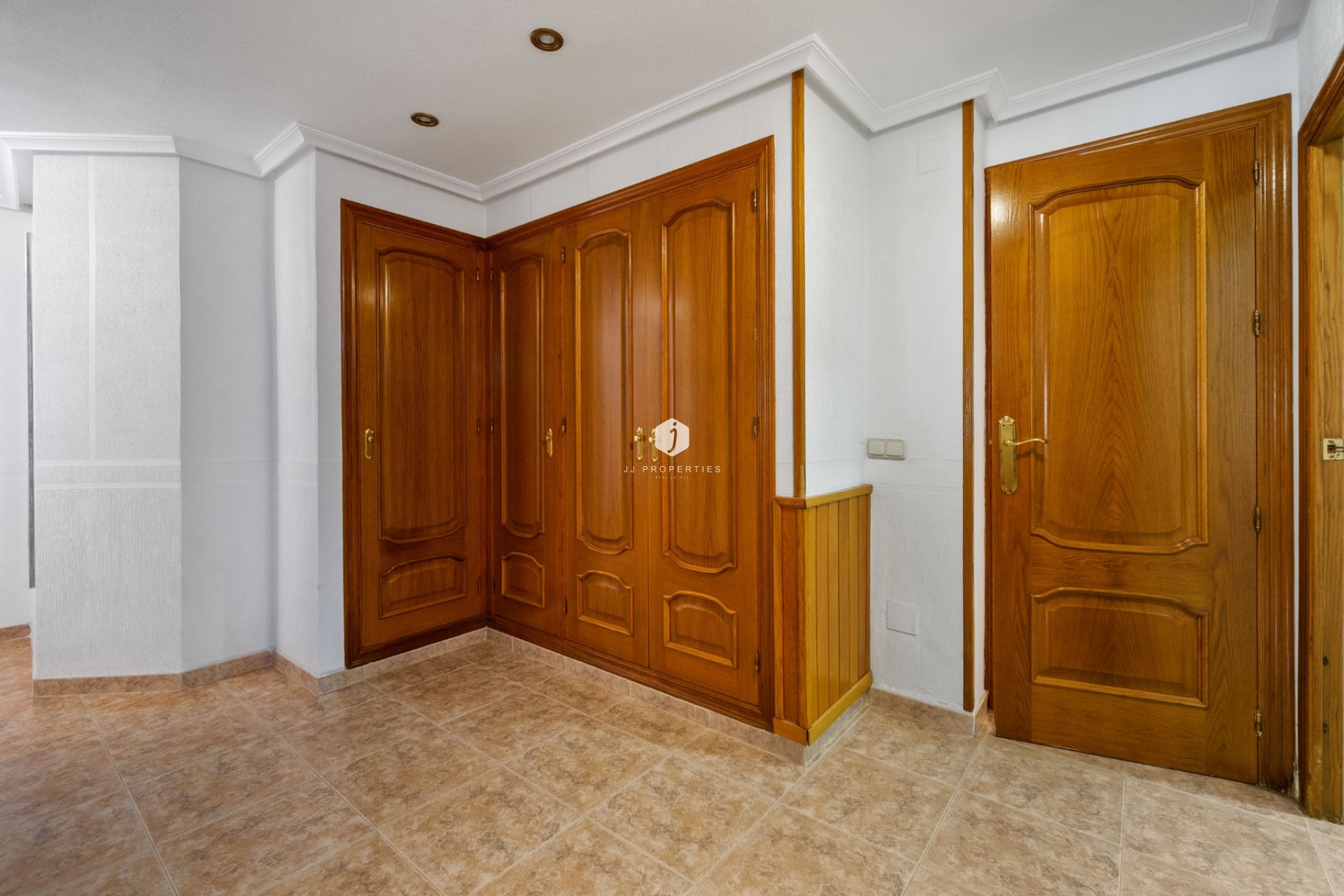 Segunda mano - Chalet -
Torrevieja - Los balcones