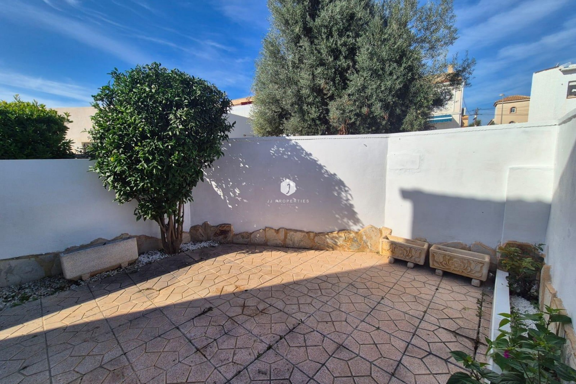 Segunda mano - Chalet -
Torrevieja - Los Balcones