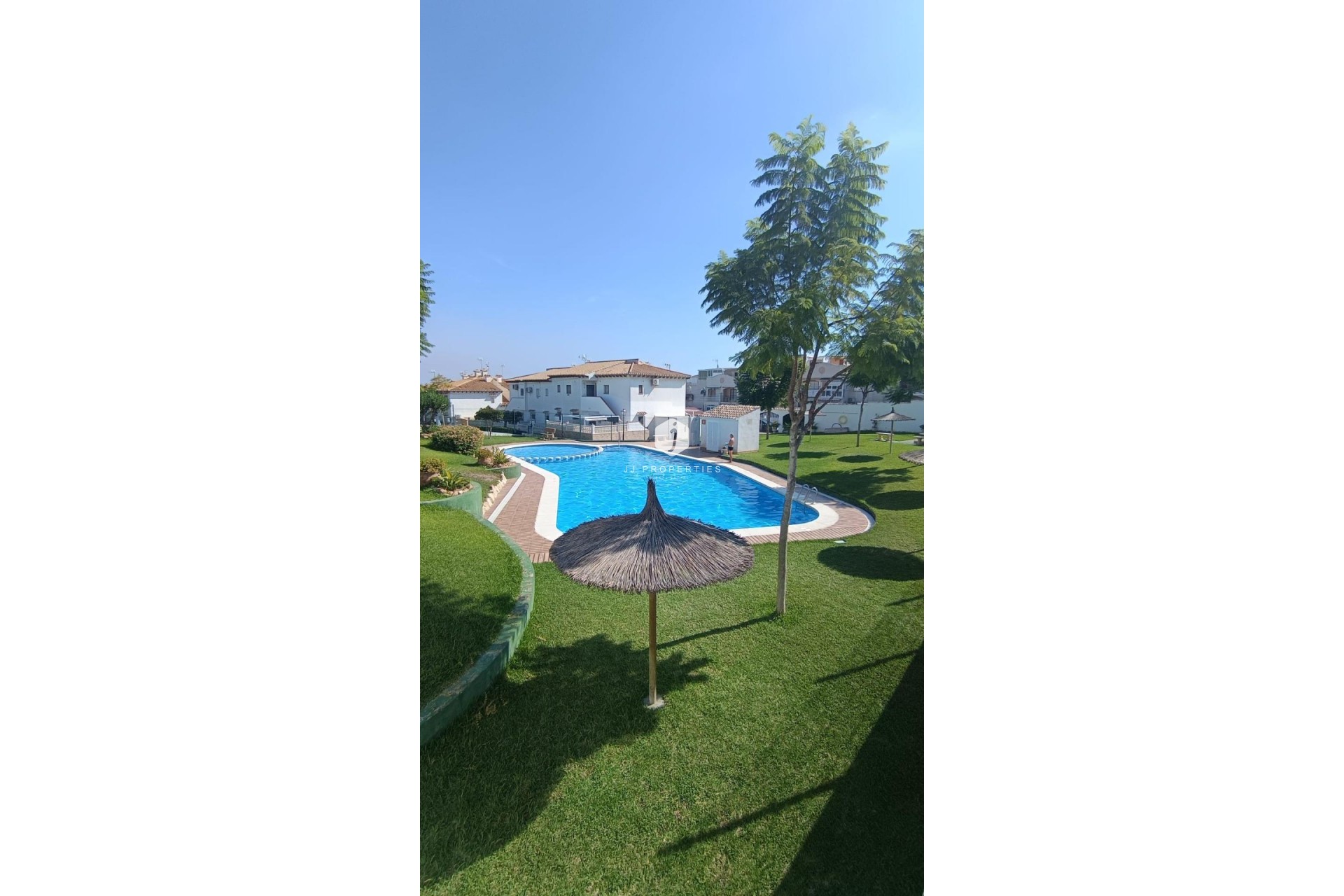 Segunda mano - Chalet -
Torrevieja - Los Balcones