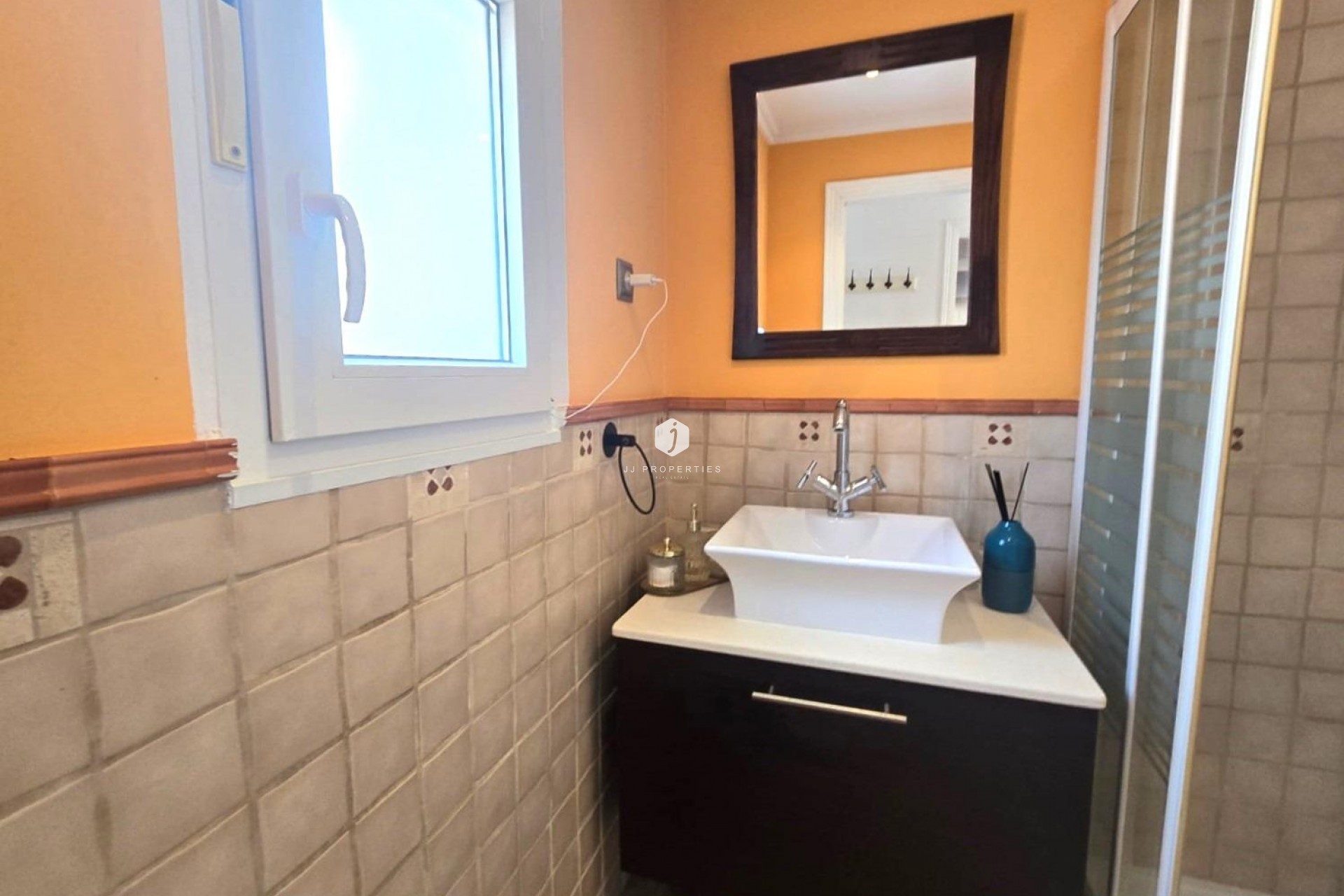Segunda mano - Chalet -
Torrevieja - Los Balcones