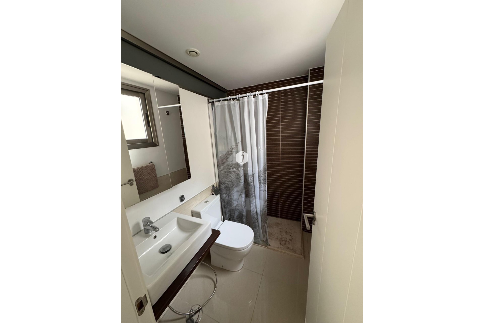 Segunda mano - Chalet -
Torrevieja - Punta prima