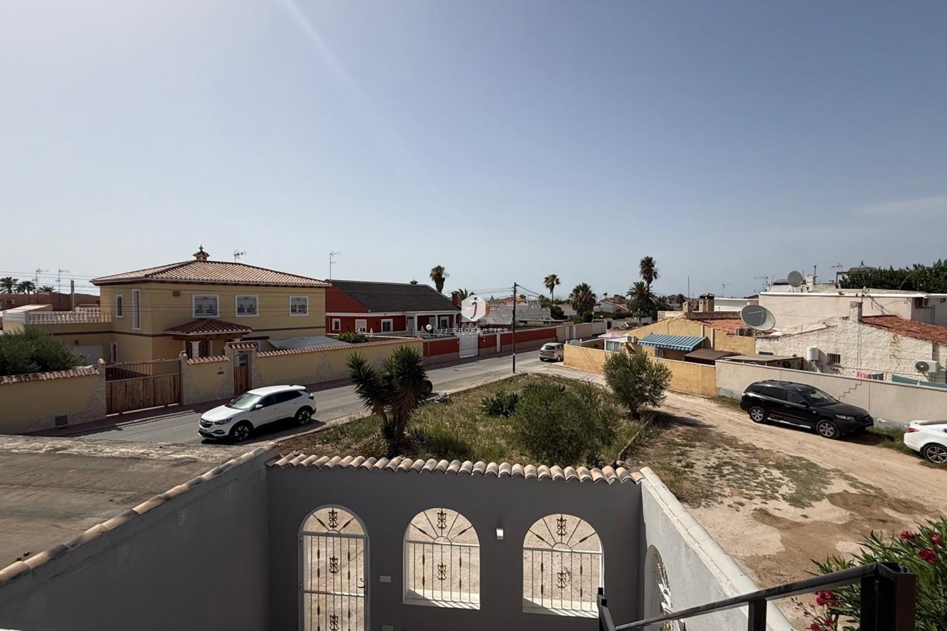 Segunda mano - Chalet -
Torrevieja - Torreta Florida