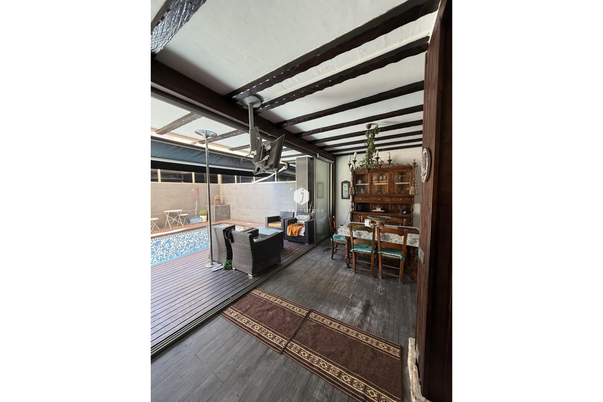 Segunda mano - Chalet -
Torrevieja