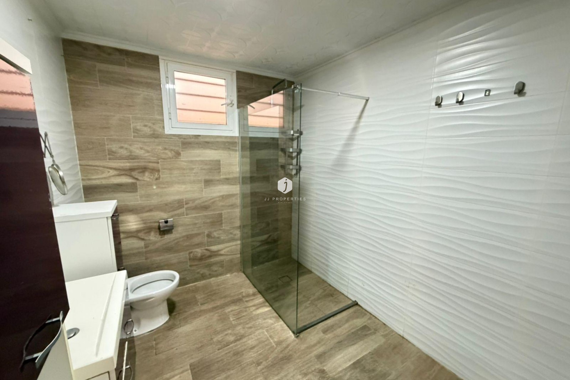 Segunda mano - Chalet -
Torrevieja