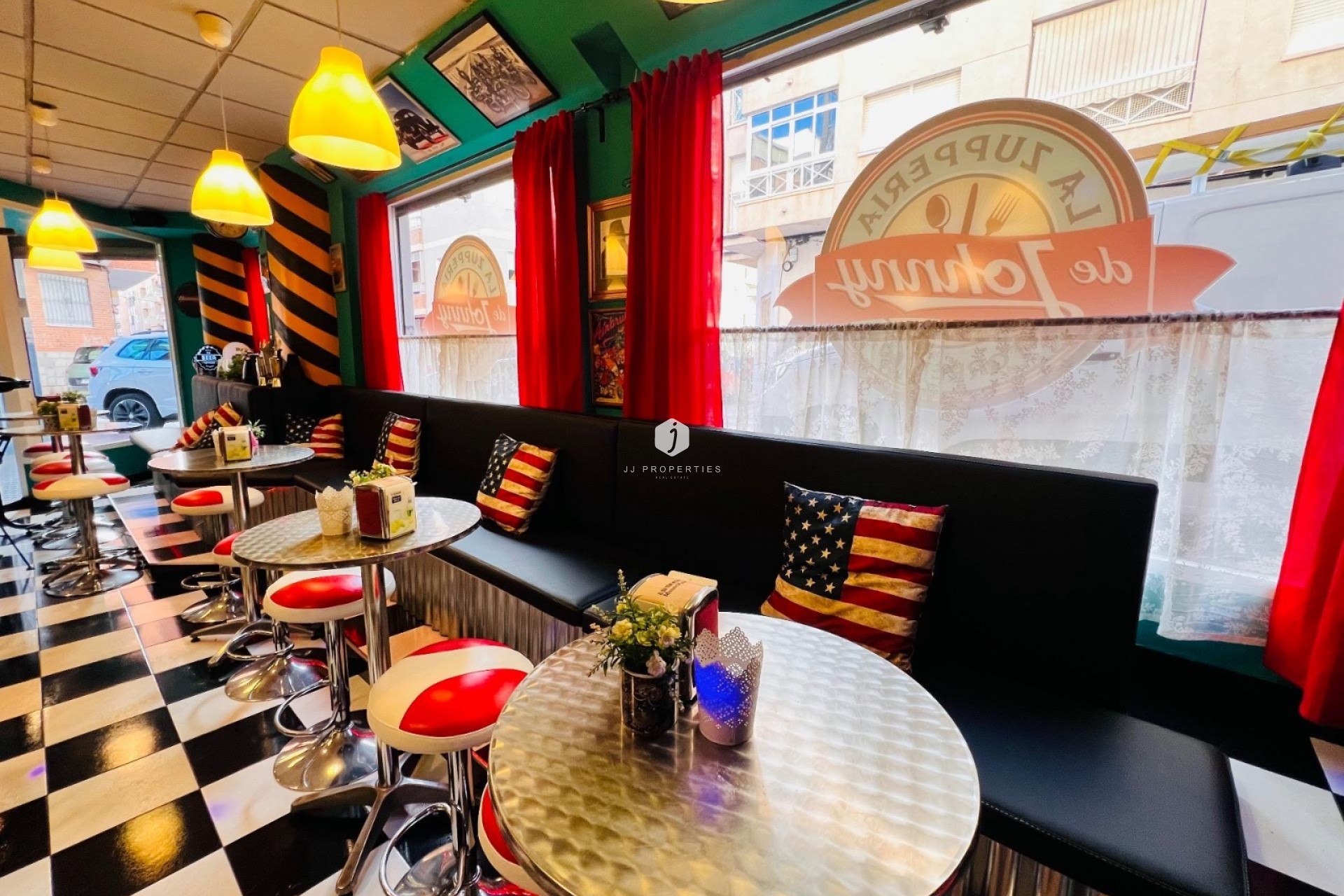 Segunda mano - Comercial -
Torrevieja - Playa del cura