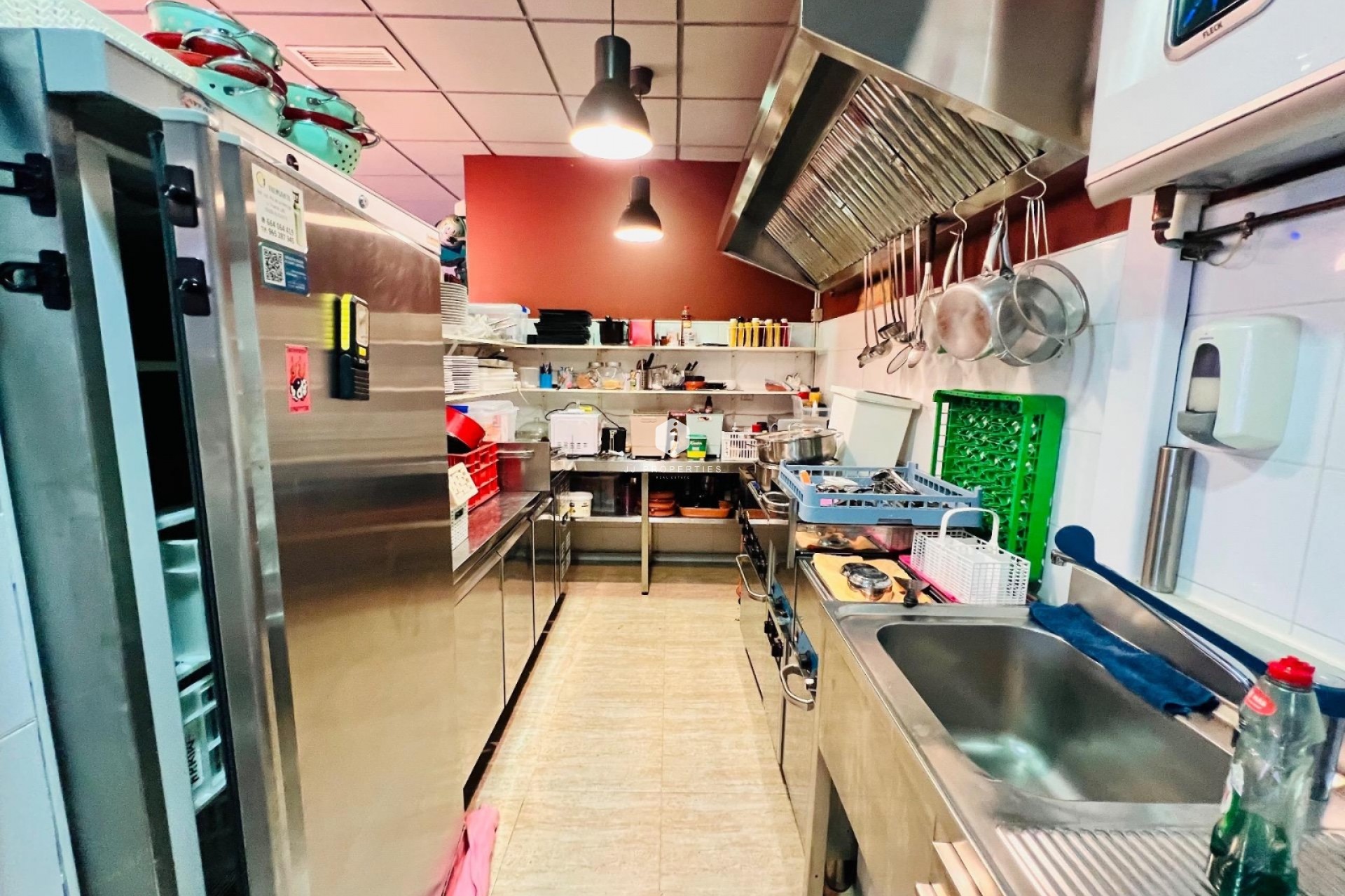 Segunda mano - Comercial -
Torrevieja - Playa del cura