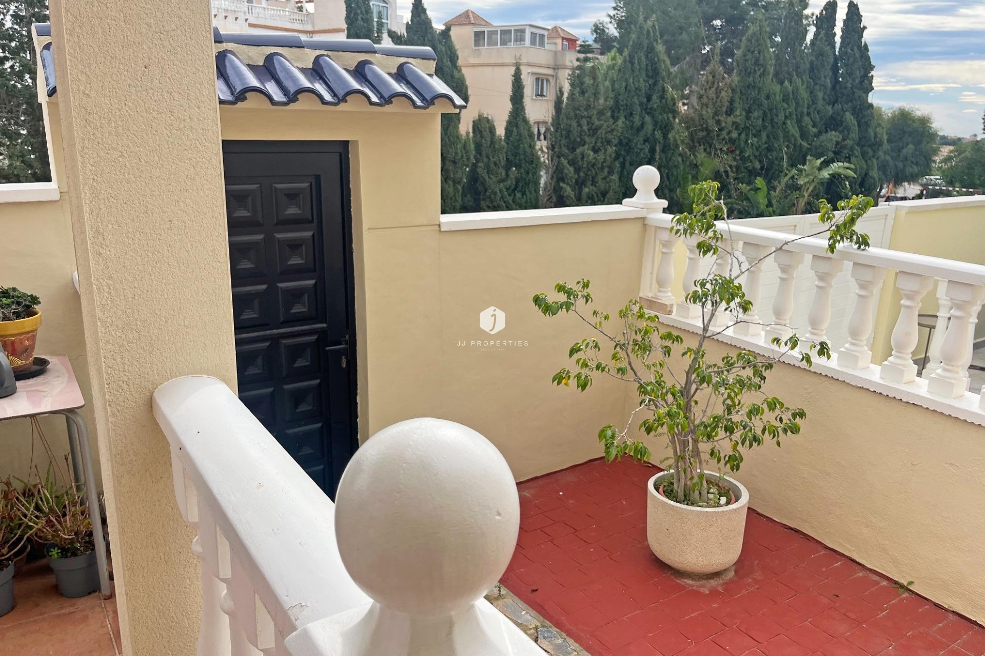 Segunda mano - Duplex -
San Miguel de Salinas - Las Filipinas