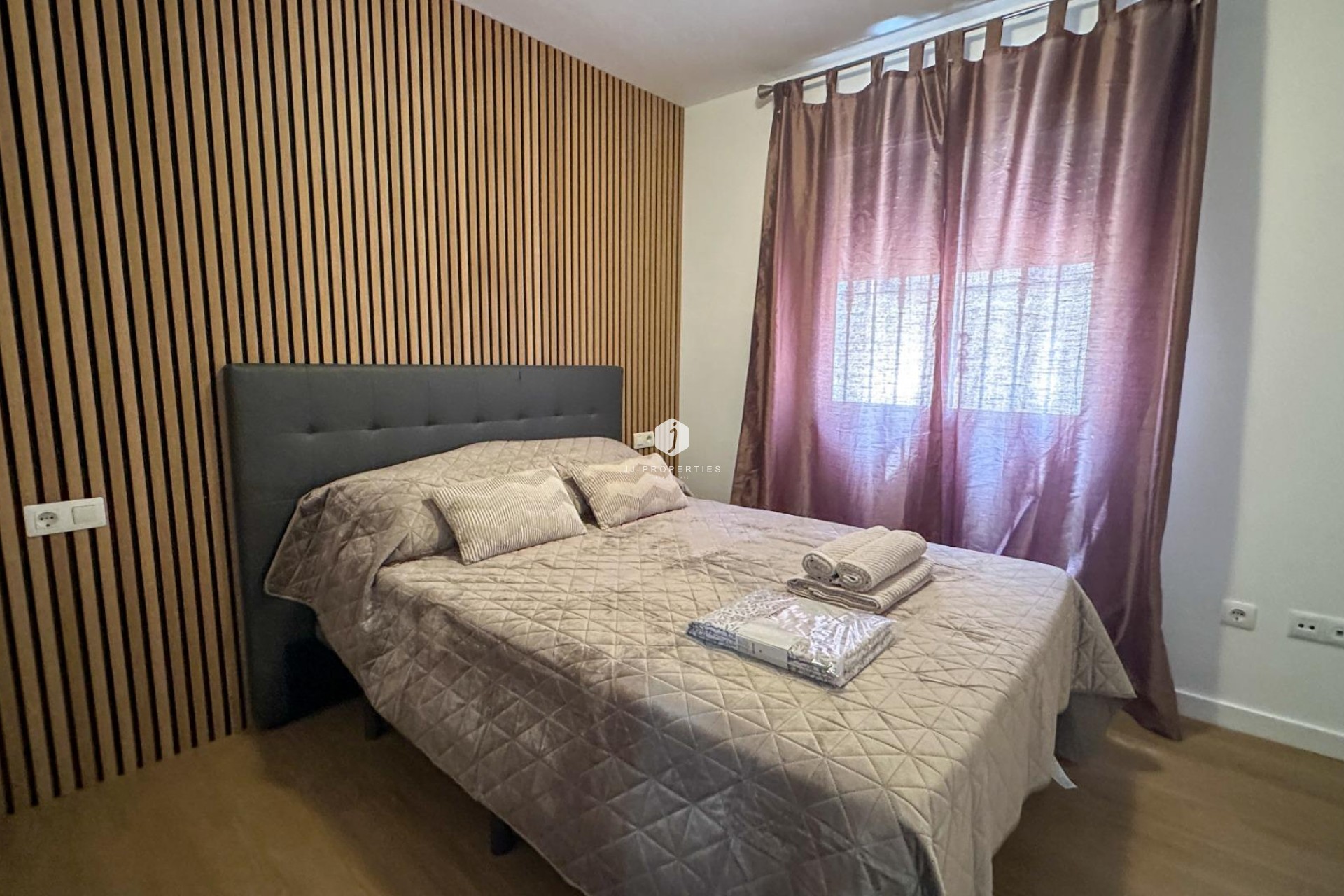 Segunda mano - Duplex -
San Miguel de Salinas - Las Filipinas