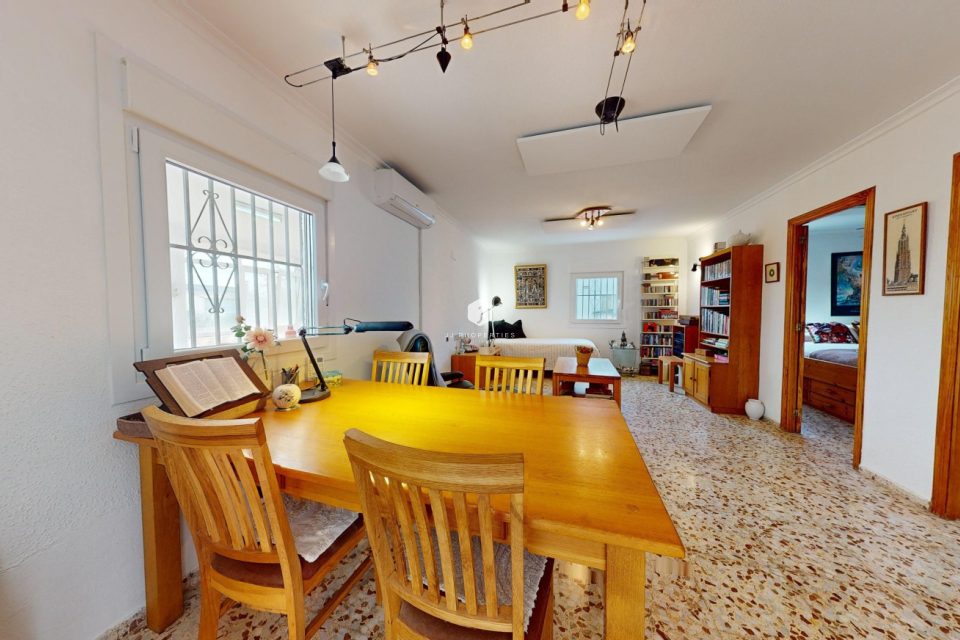 Segunda mano - Villa -
Albatera - Inland