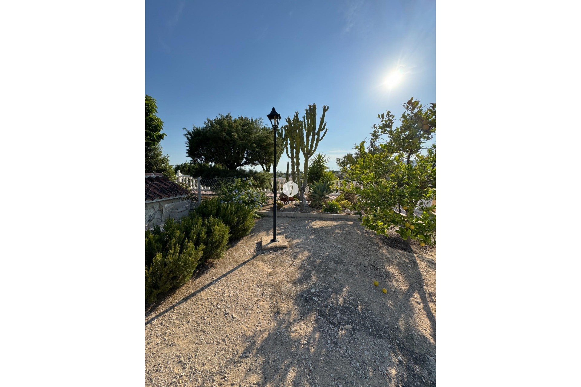 Segunda mano - Villa -
Albatera - Partida Lomas