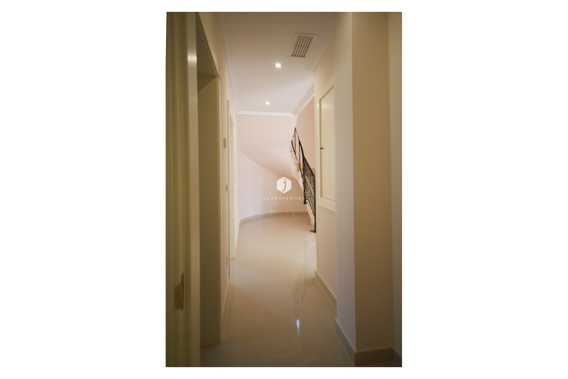 Segunda mano - Villa -
Cabo Roig - Costa Blanca