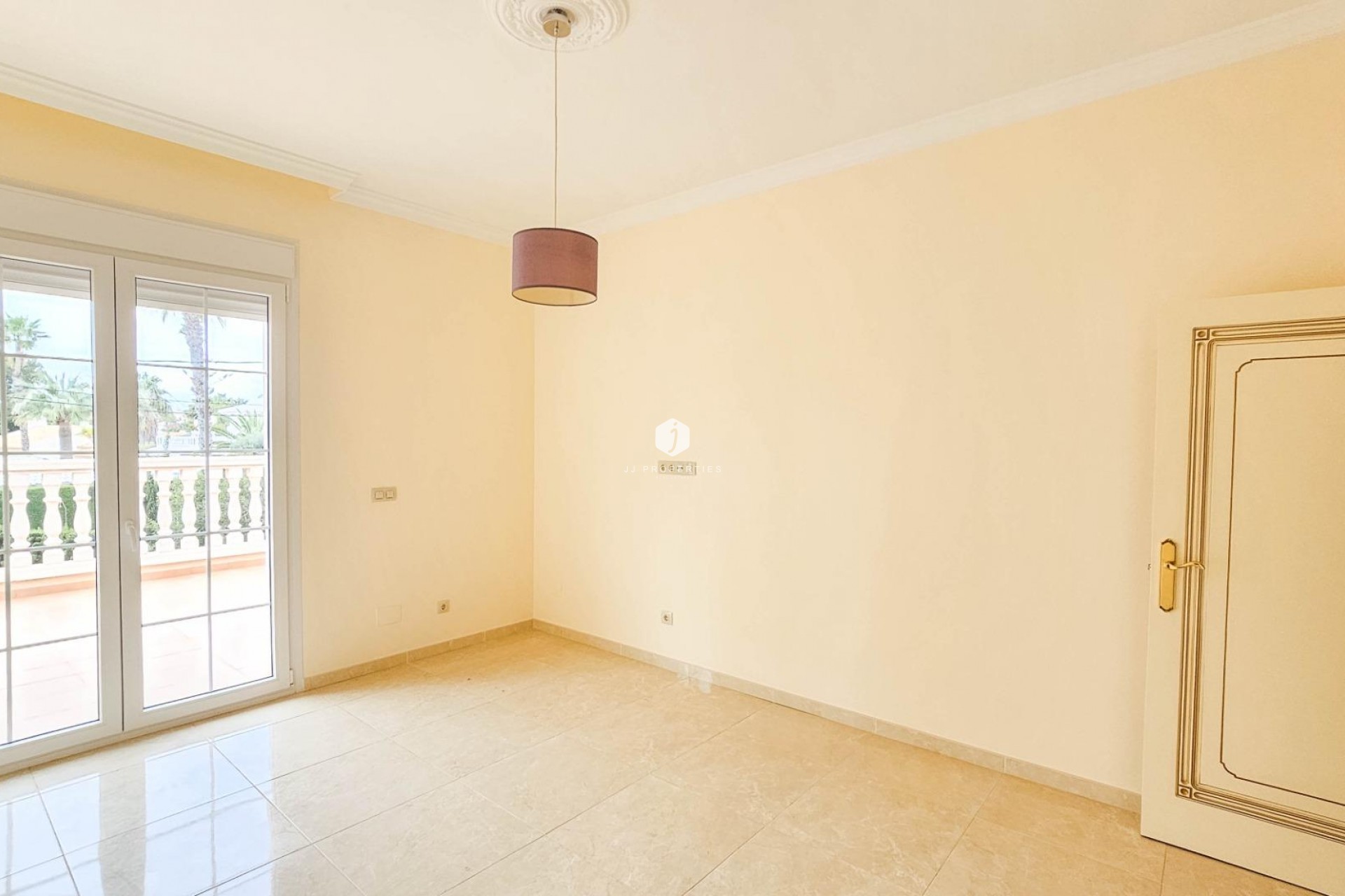 Segunda mano - Villa -
Cabo Roig