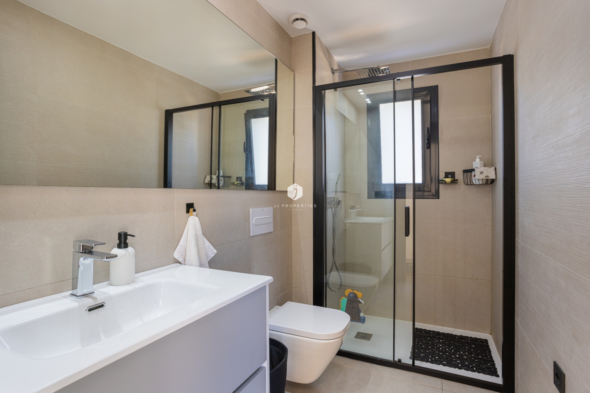 Segunda mano - Villa -
Ciudad Quesada - center