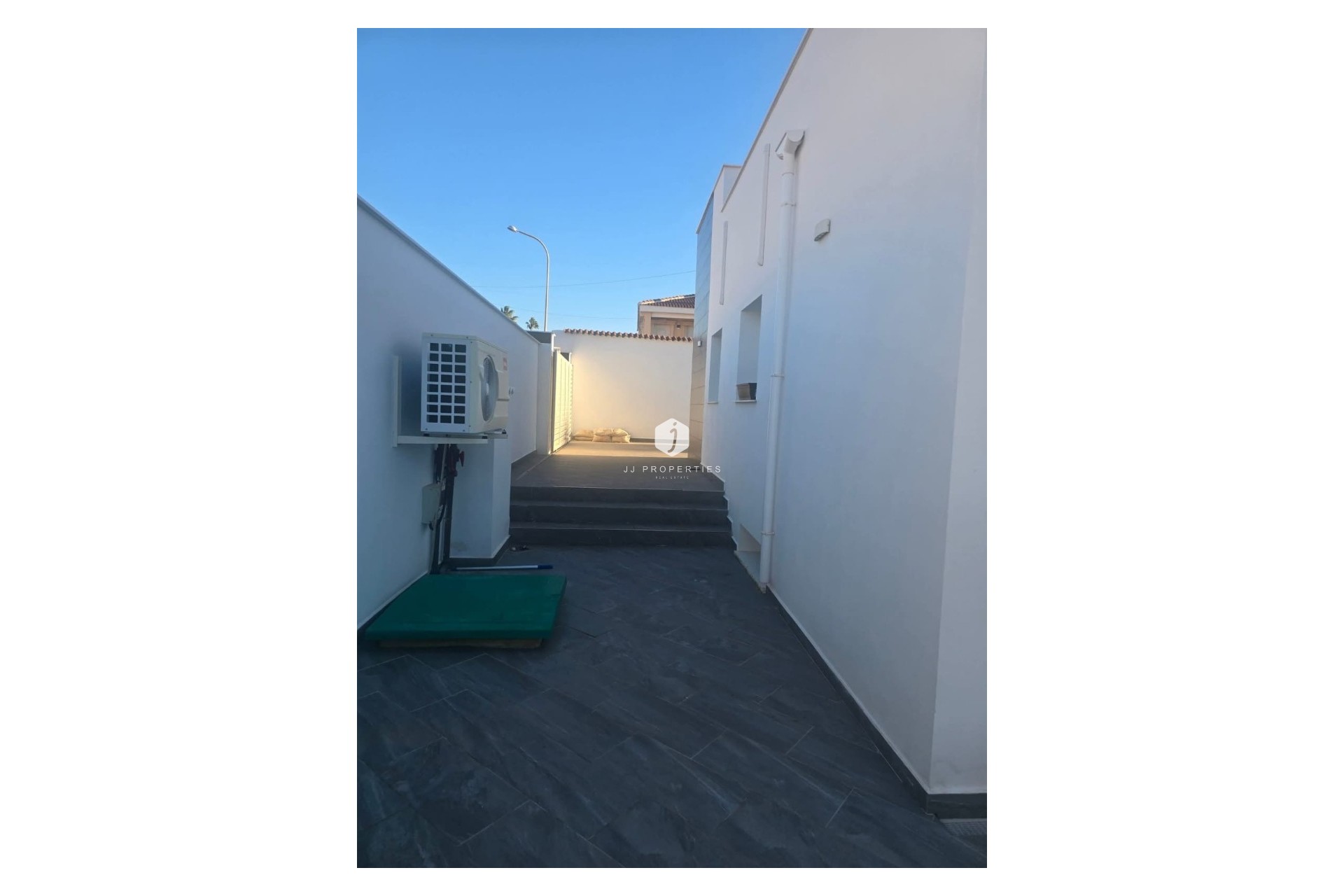 Segunda mano - Villa -
Ciudad Quesada - Costa Blanca