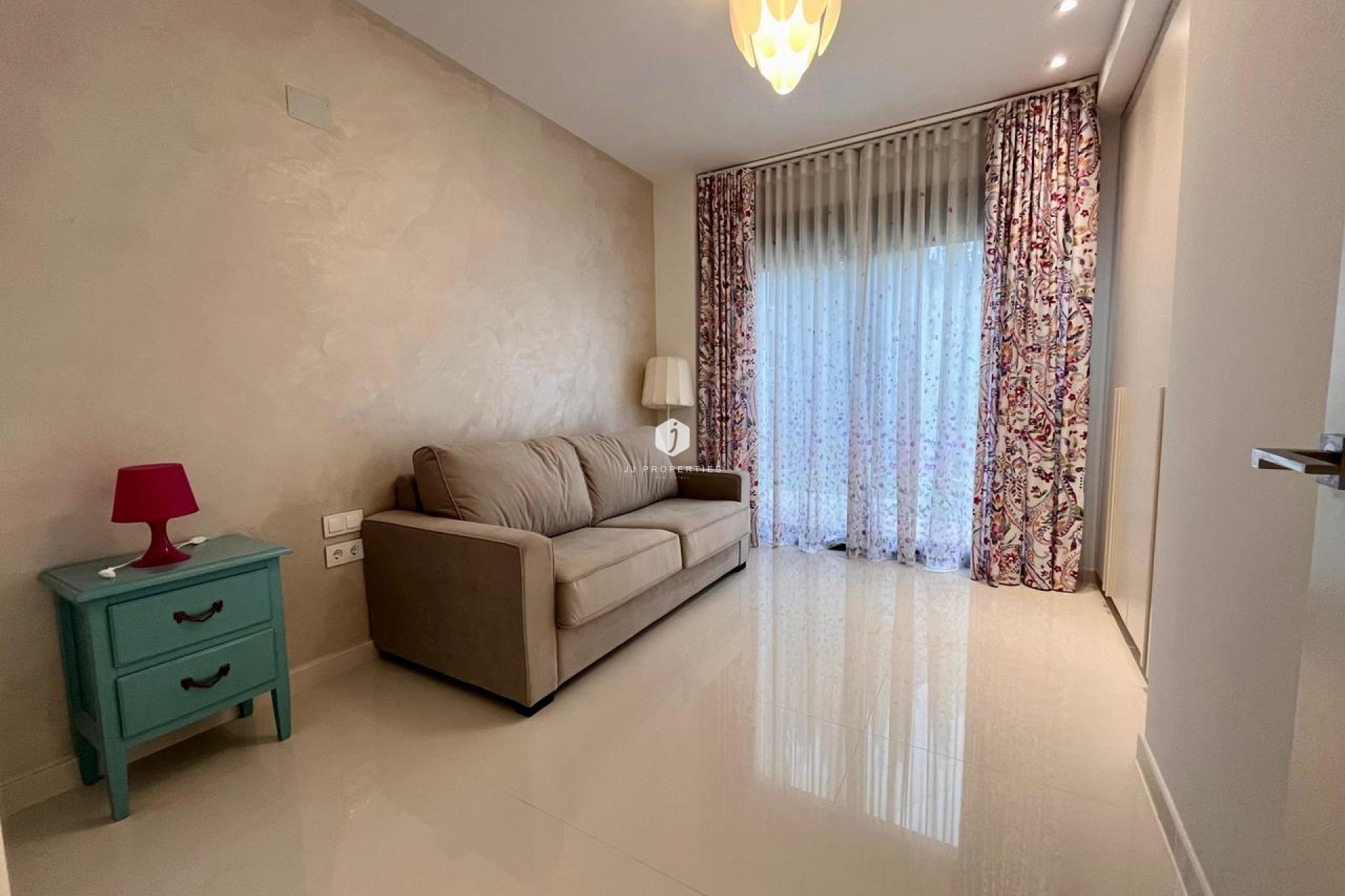 Segunda mano - Villa -
Dehesa de Campoamor - Costa Blanca