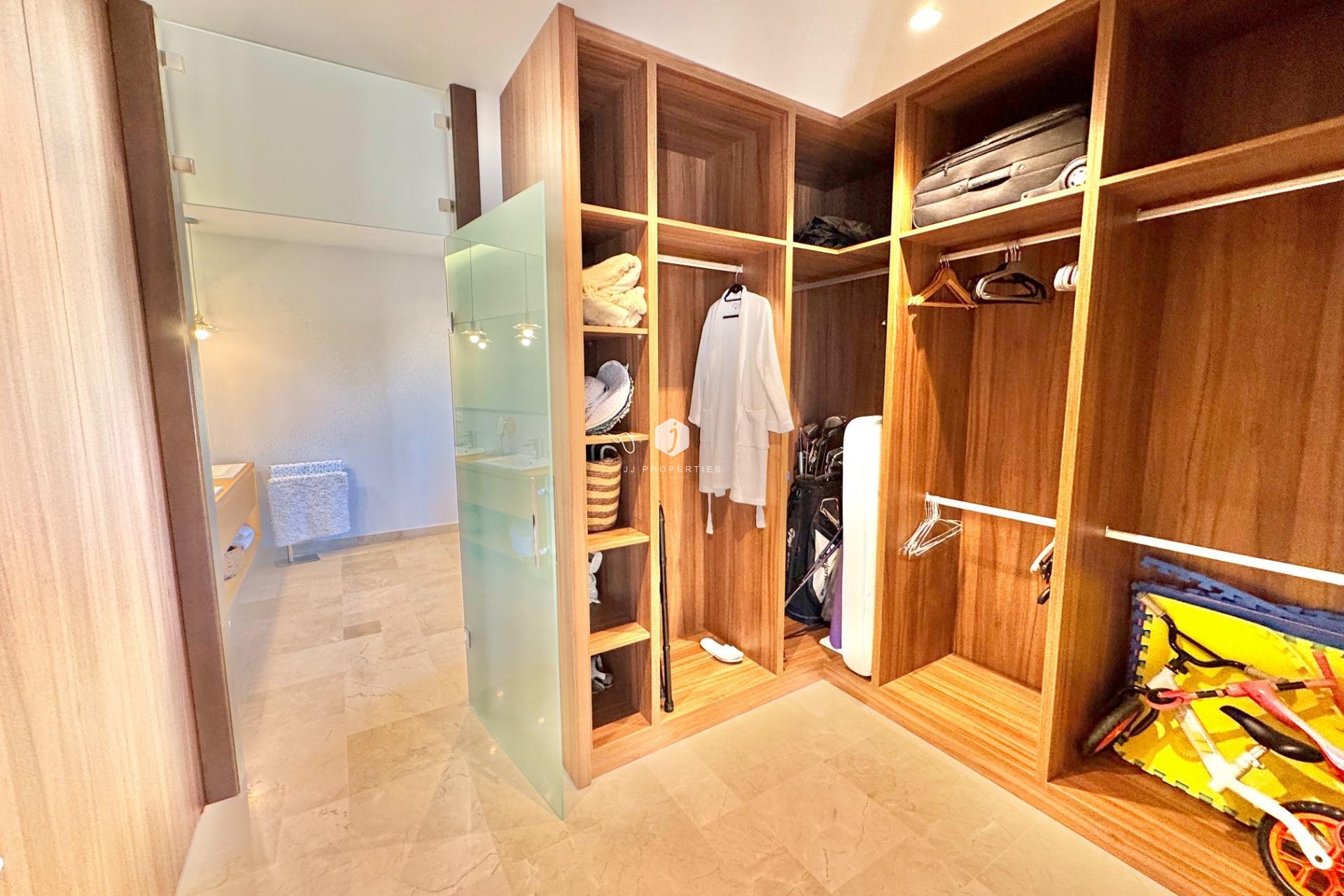 Segunda mano - Villa -
Dolores - Comunidad Valenciana