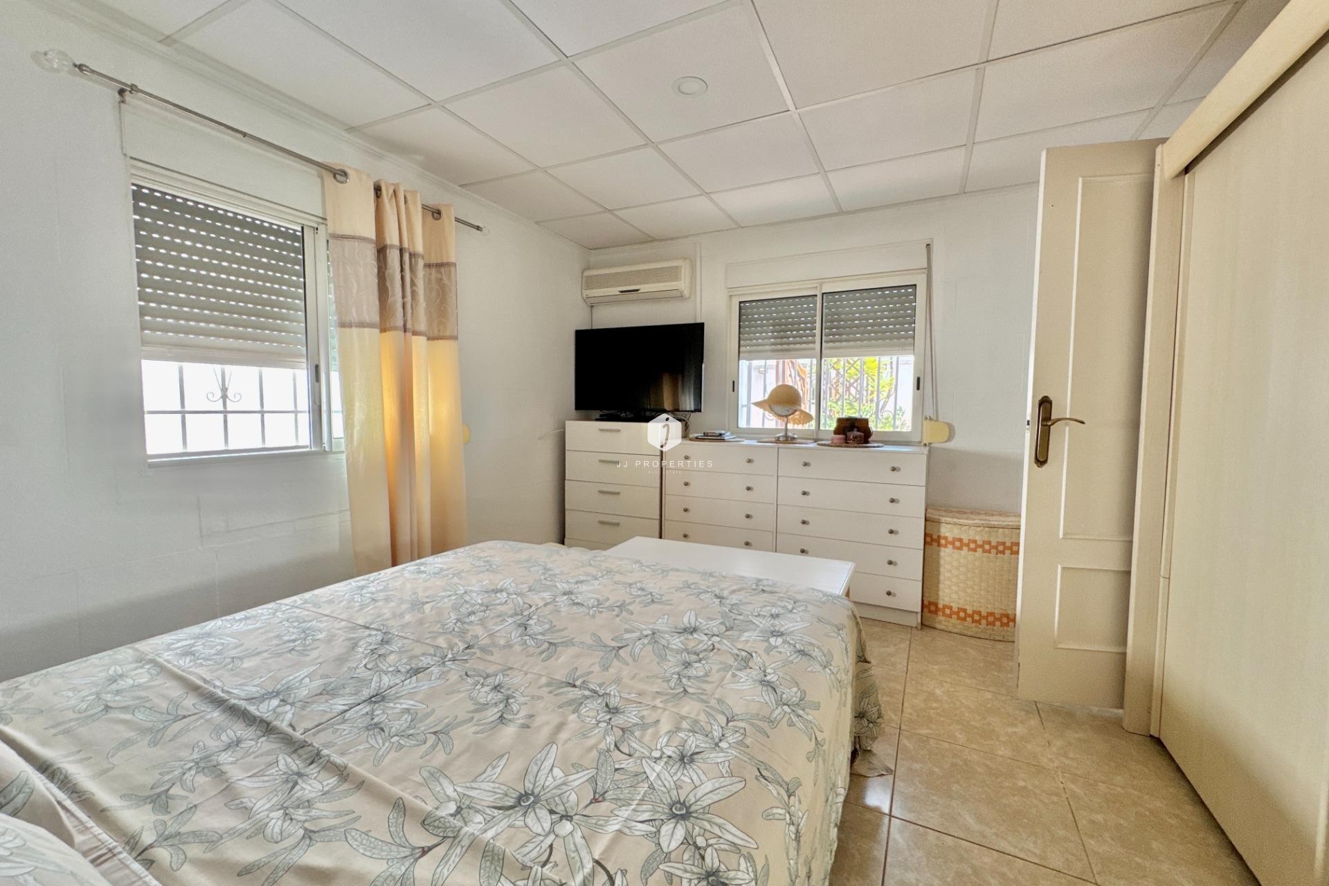 Segunda mano - Villa -
Dolores - Comunidad Valenciana