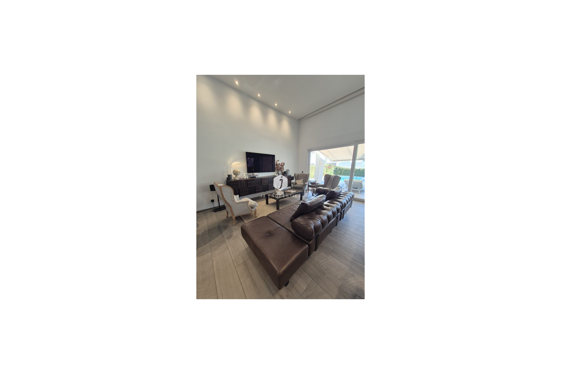 Segunda mano - Villa -
La Finca Golf Resort - Inland