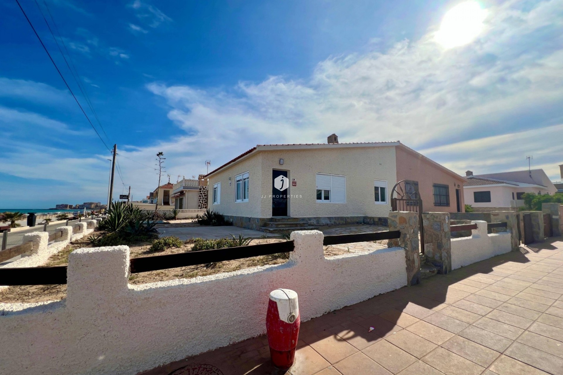Segunda mano - Villa -
La Mata - Costa Blanca