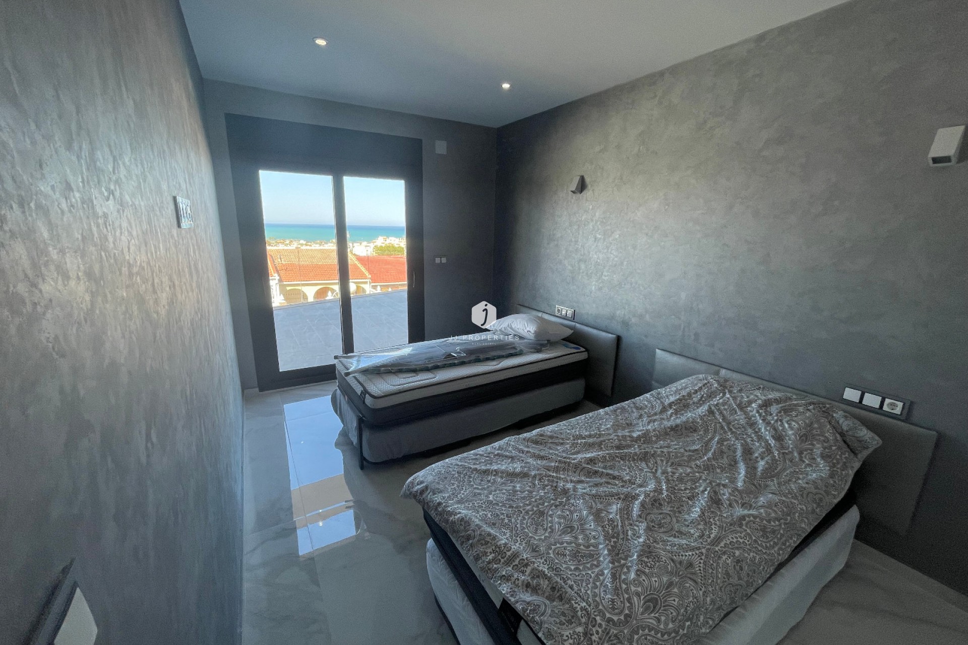 Segunda mano - Villa -
La Mata - Costa Blanca