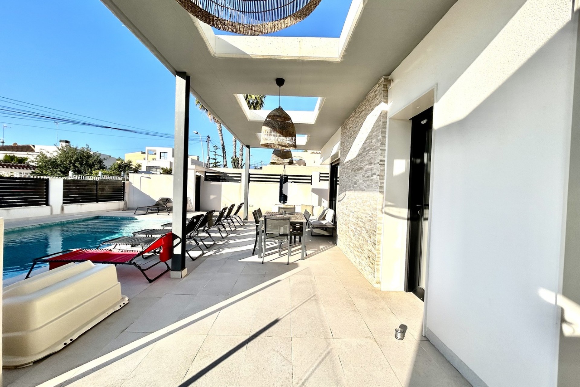 Segunda mano - Villa -
Los Balcones - Costa Blanca