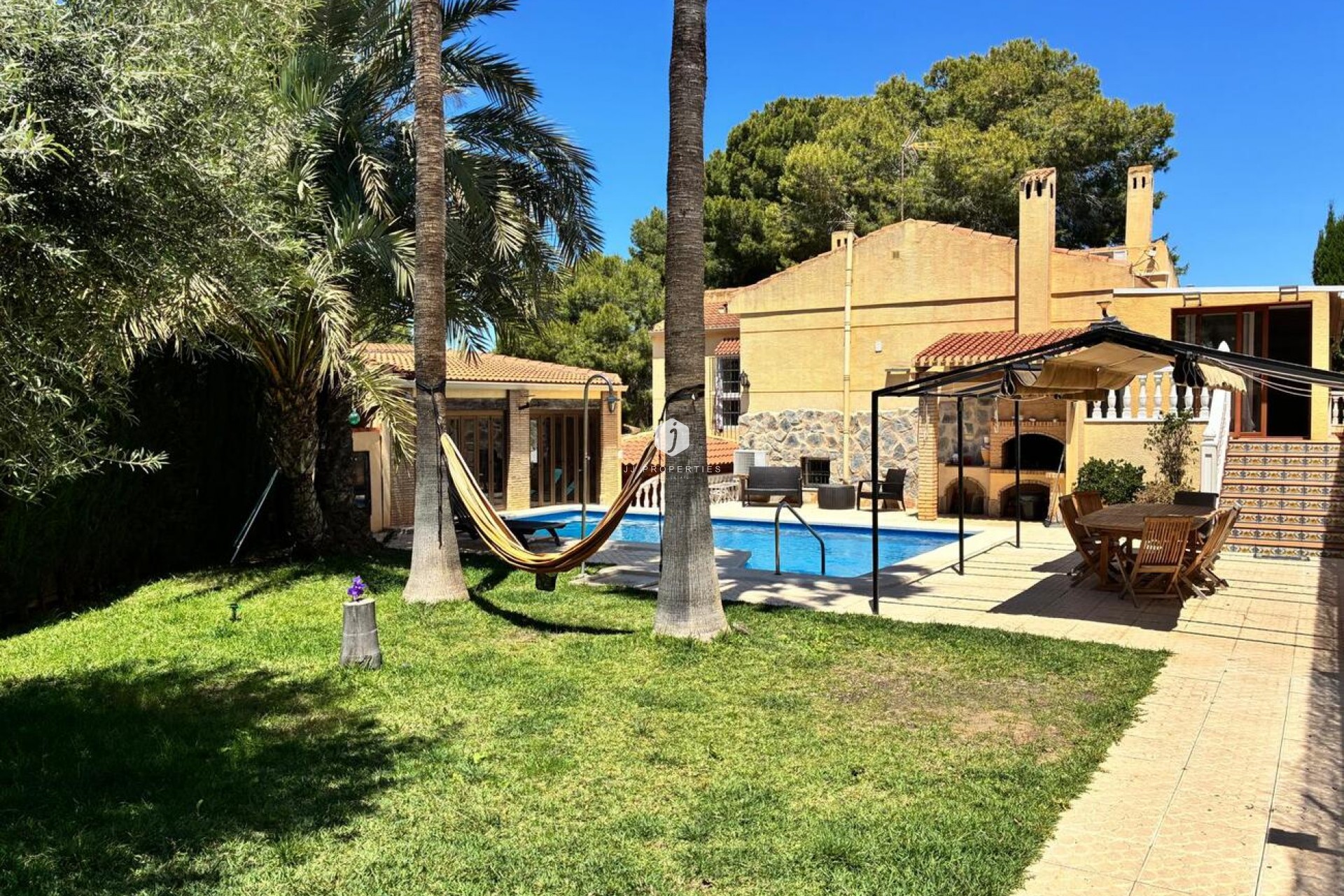 Segunda mano - Villa -
Los Balcones - Costa Blanca