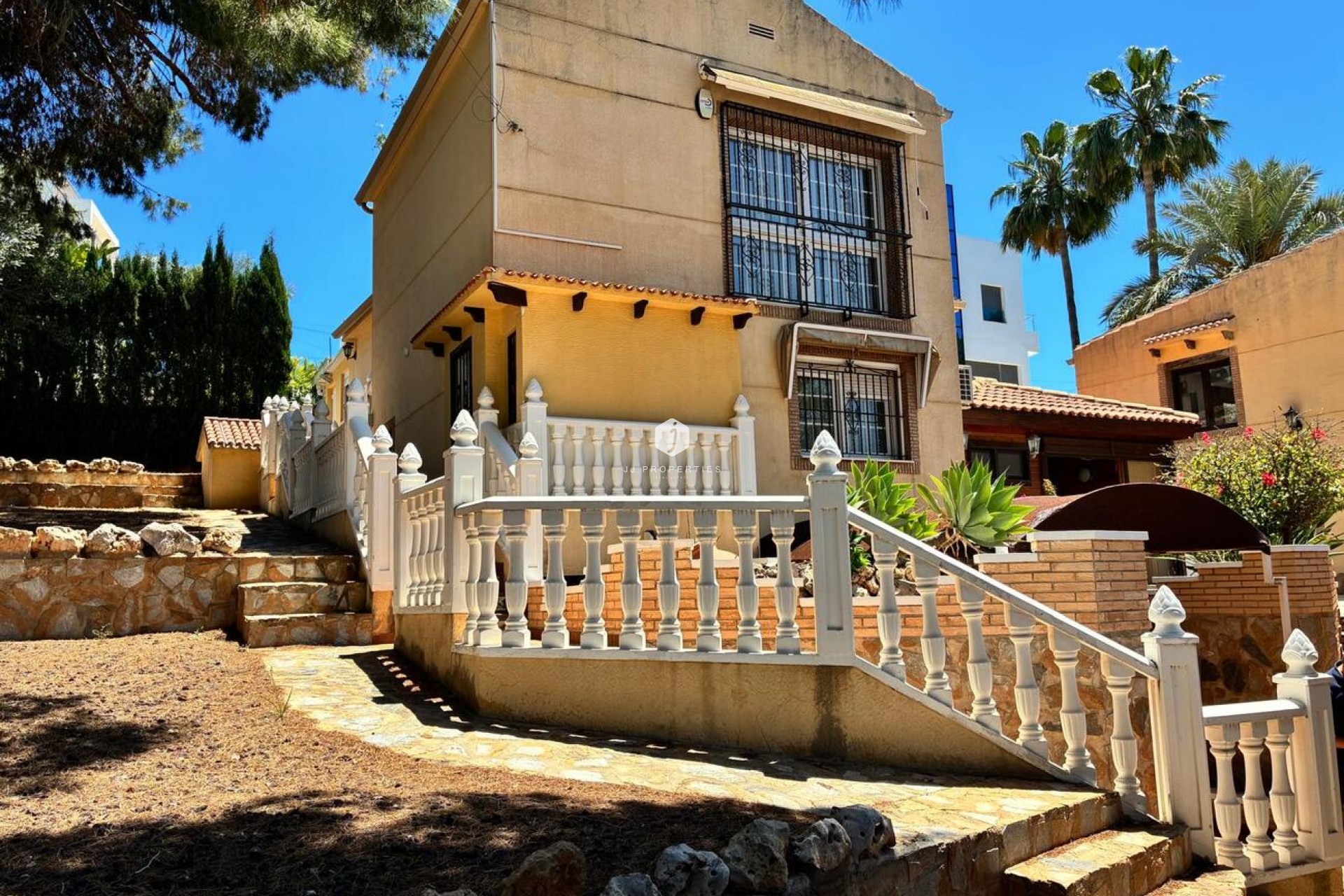 Segunda mano - Villa -
Los Balcones - Costa Blanca
