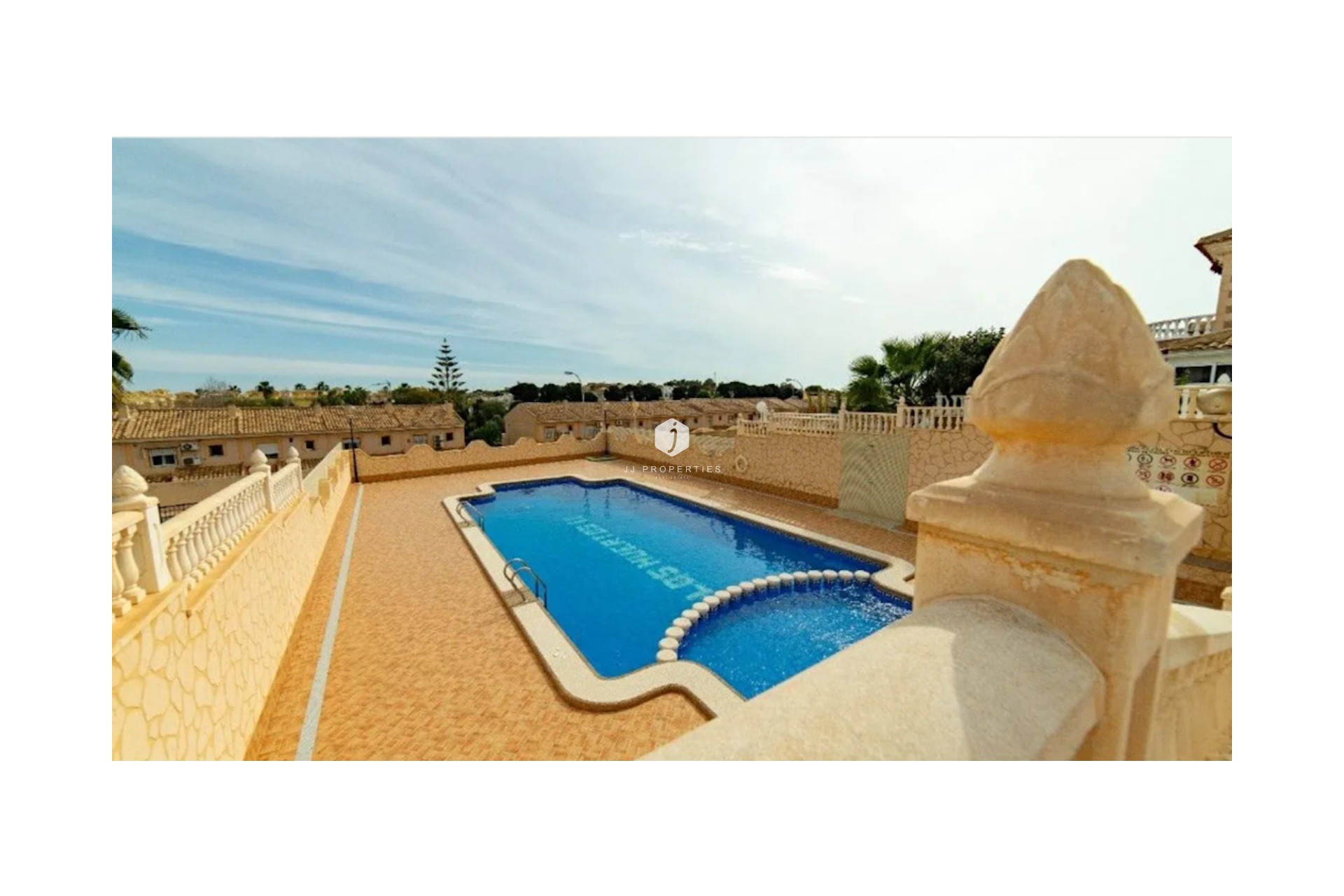 Segunda mano - Villa -
Los Balcones - Costa Blanca