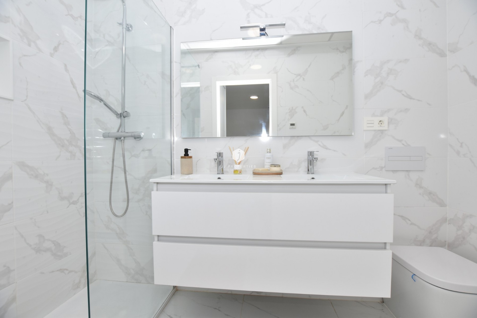 Segunda mano - Villa -
Los Montesinos - Costa Blanca