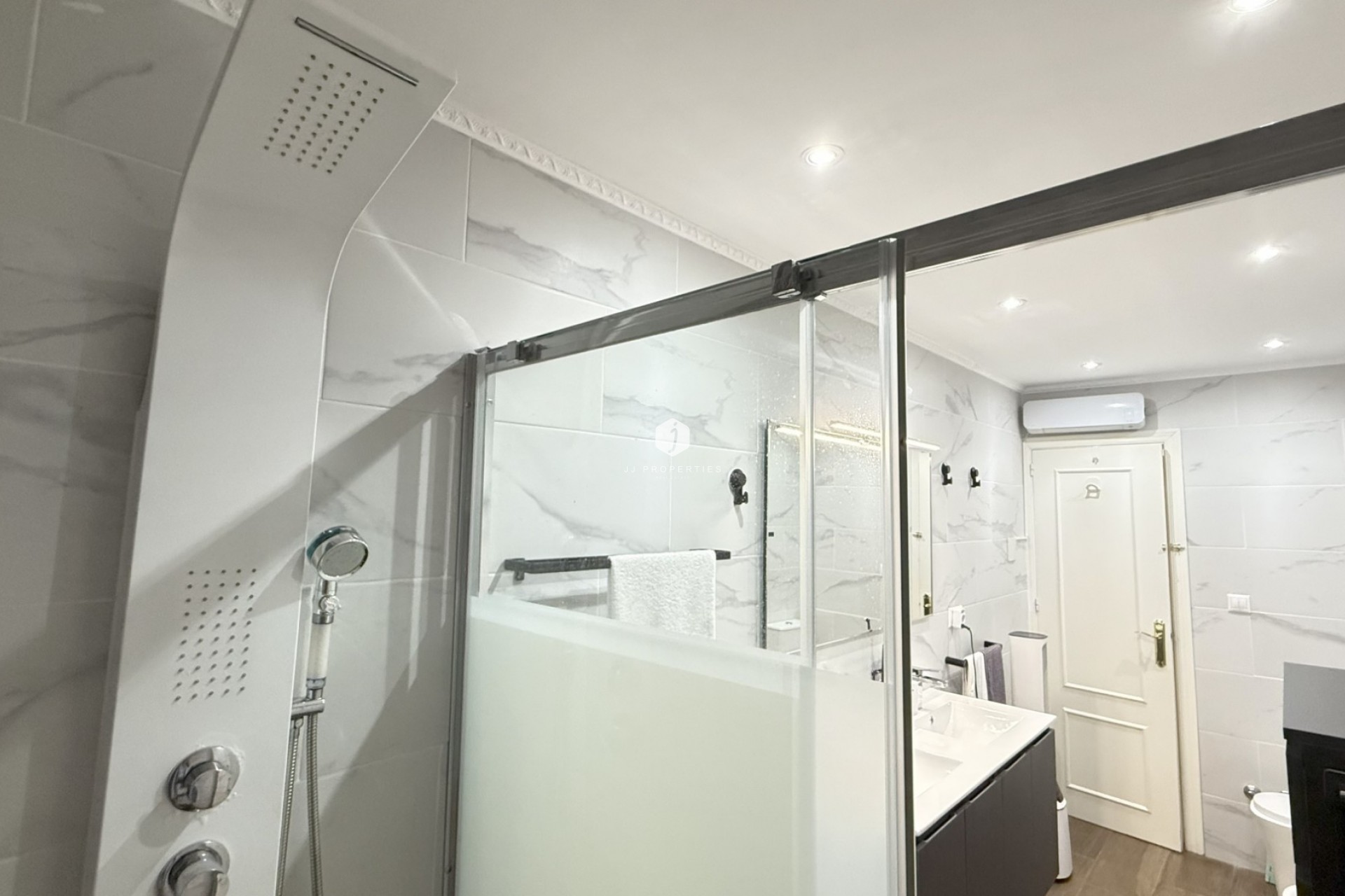 Segunda mano - Villa -
Orihuela Costa - Costa Blanca