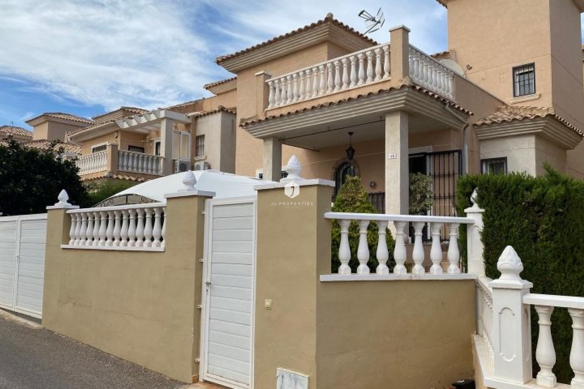 Segunda mano - Villa -
Orihuela Costa - Costa Blanca