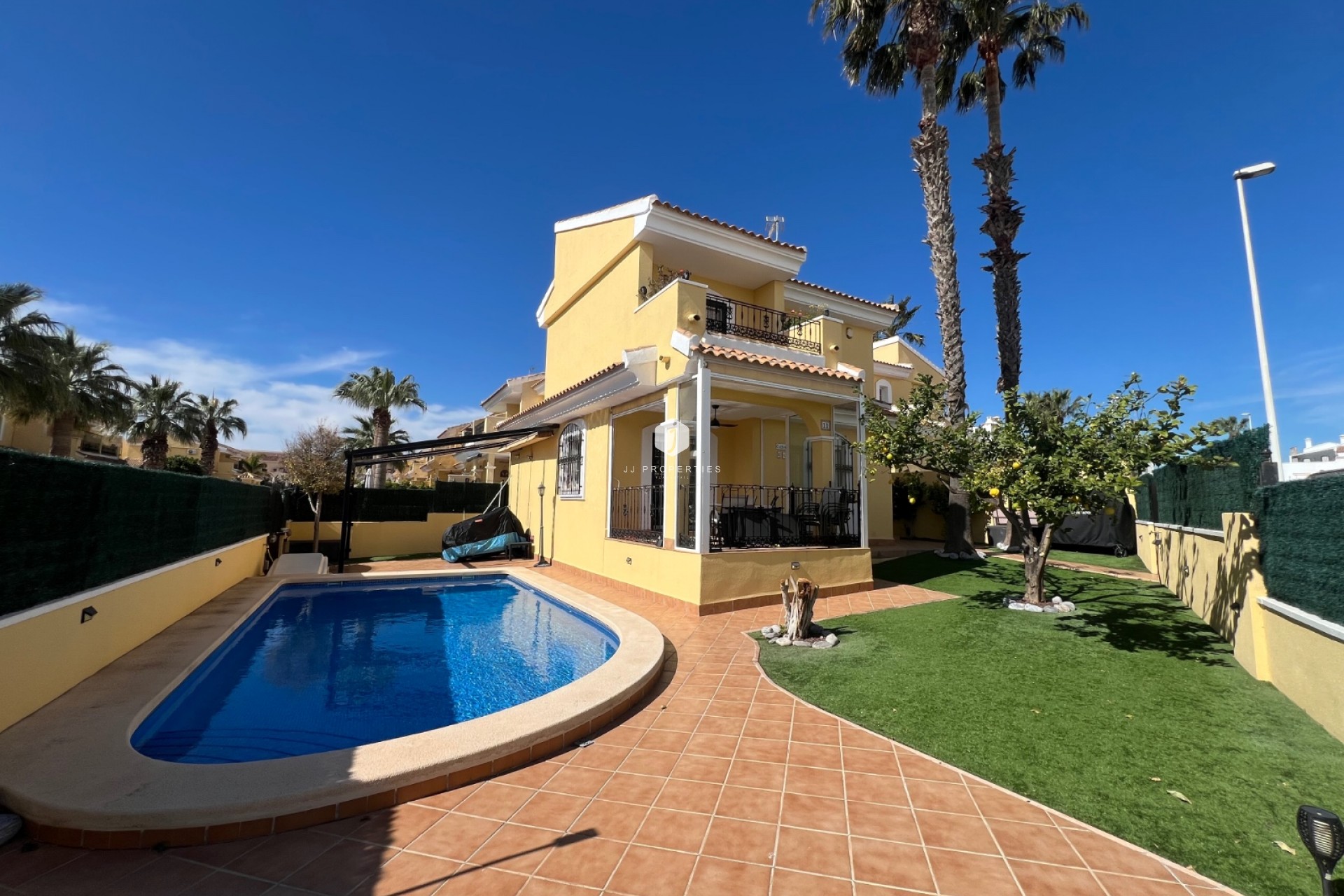 Segunda mano - Villa -
Orihuela Costa - Costa Blanca