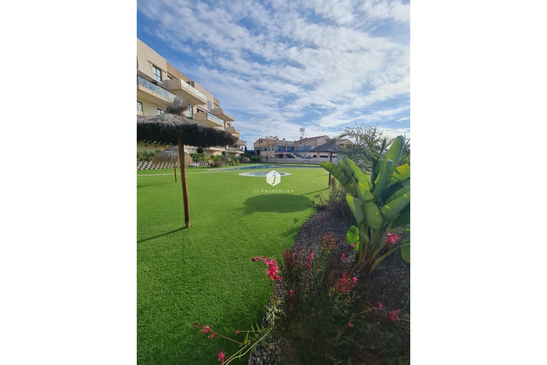 Segunda mano - Villa -
Orihuela Costa - La Regia