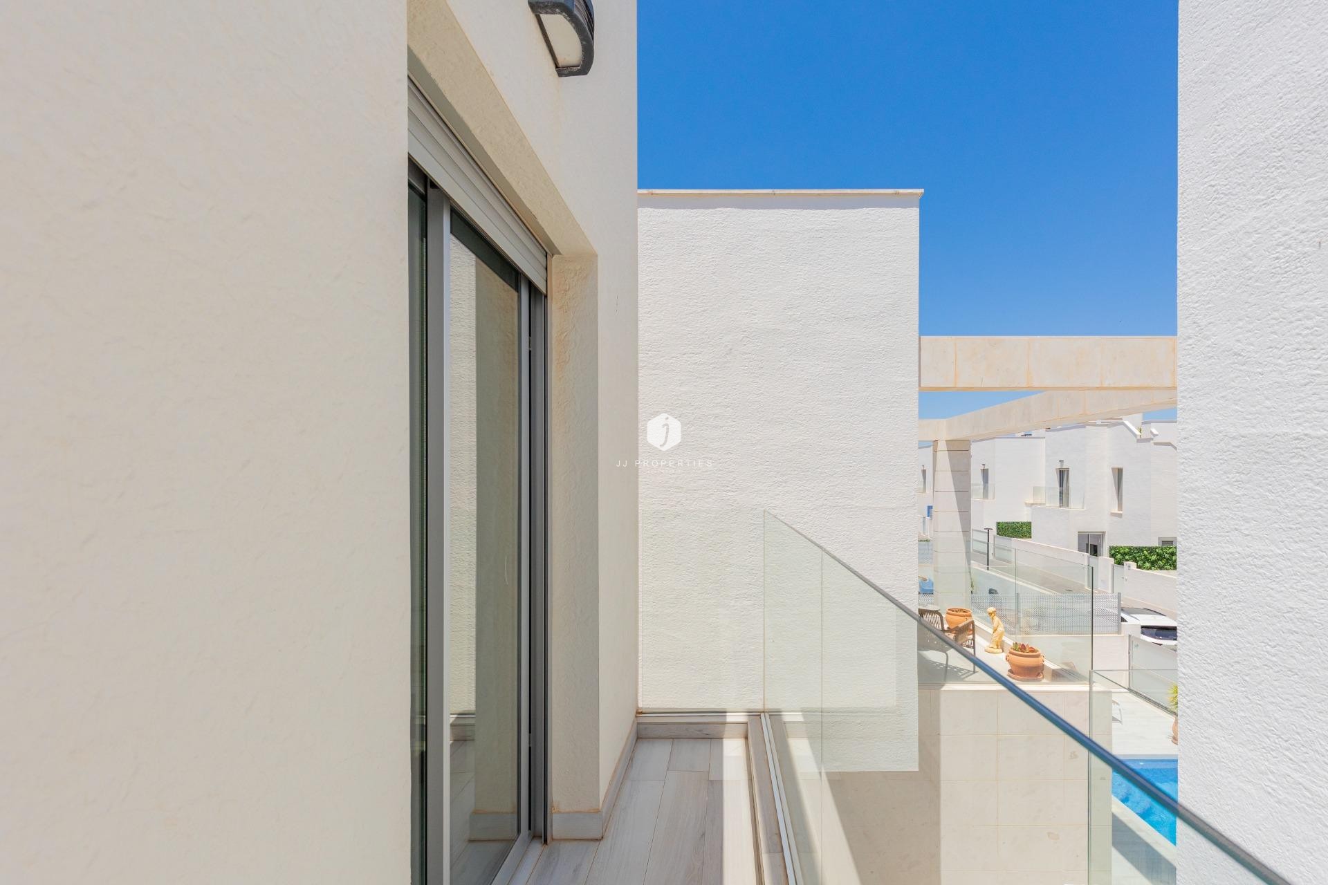 Segunda mano - Villa -
Orihuela Costa - Lomas de Cabo Roig