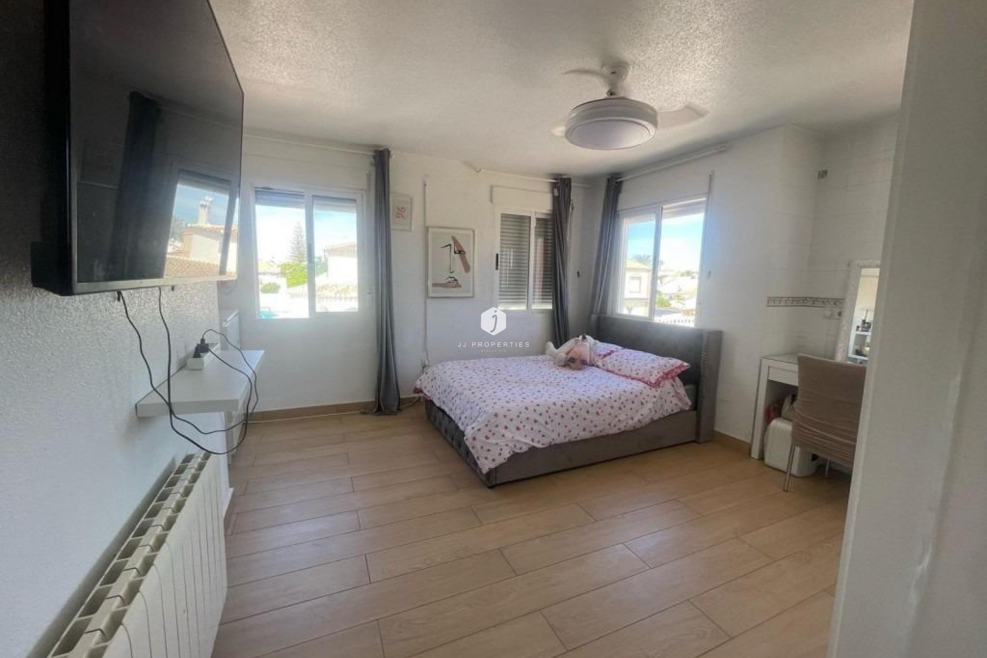 Segunda mano - Villa -
Orihuela Costa - Playa Flamenca