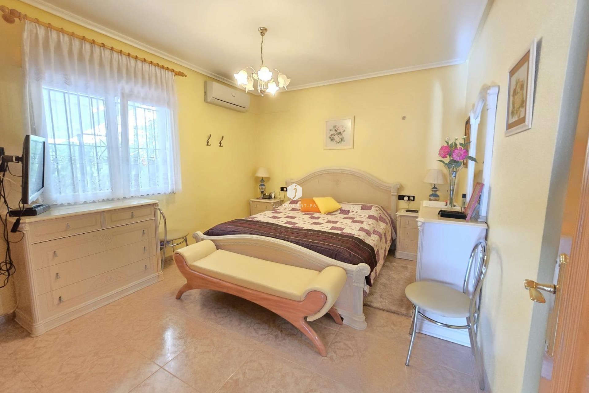 Segunda mano - Villa -
Orihuela Costa - Playa Flamenca