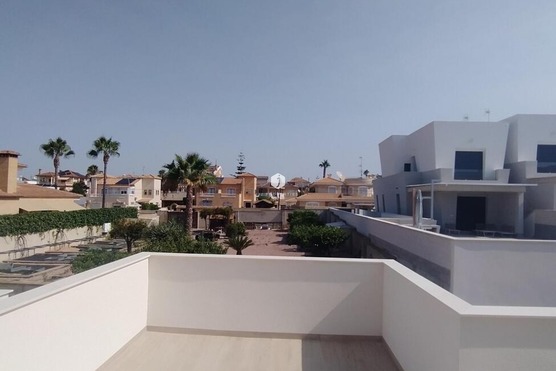Segunda mano - Villa Penthouse -
Torrevieja - aguas nuevas