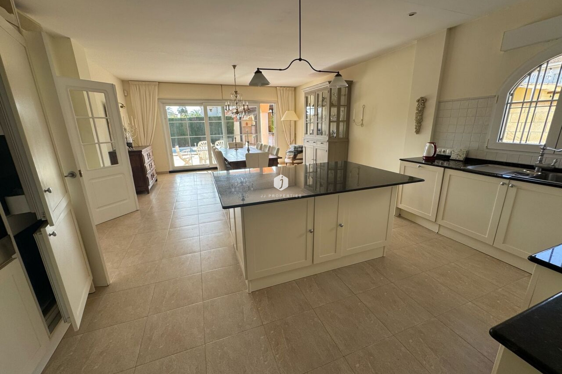 Segunda mano - Villa -
Playa Flamenca - Costa Blanca